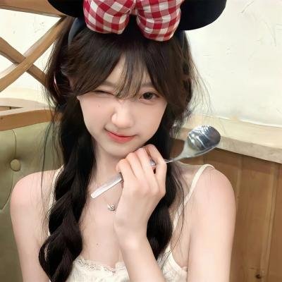 小乖宝能听兽语，捡个帅爸做团宠